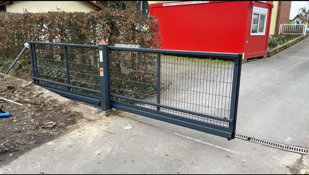 Elektrisches schiebetor ulm – Steinert Home Solutions, Ehingen