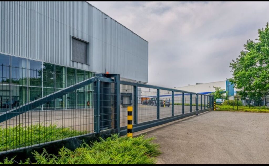 Industrieschiebetor ulm – Steinert Home Solutions, Ehingen